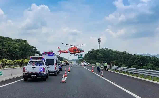烈山区高速公路汽车救援案例